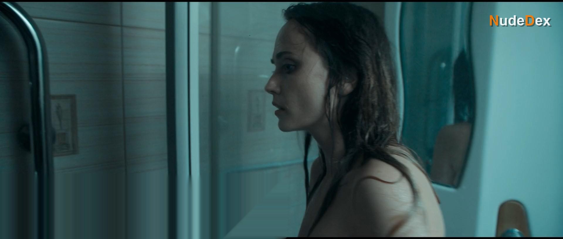 Tina Stojilkovic in Offline, photo 12