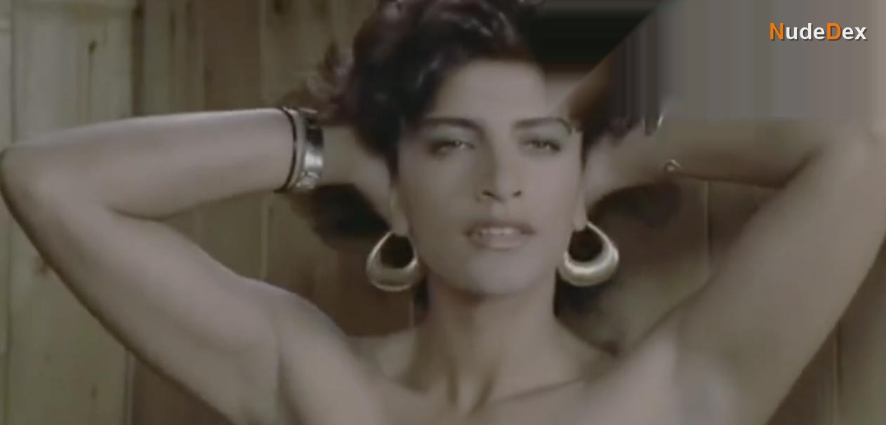 Tiziana Stella in The Palermo Connection, photo 2