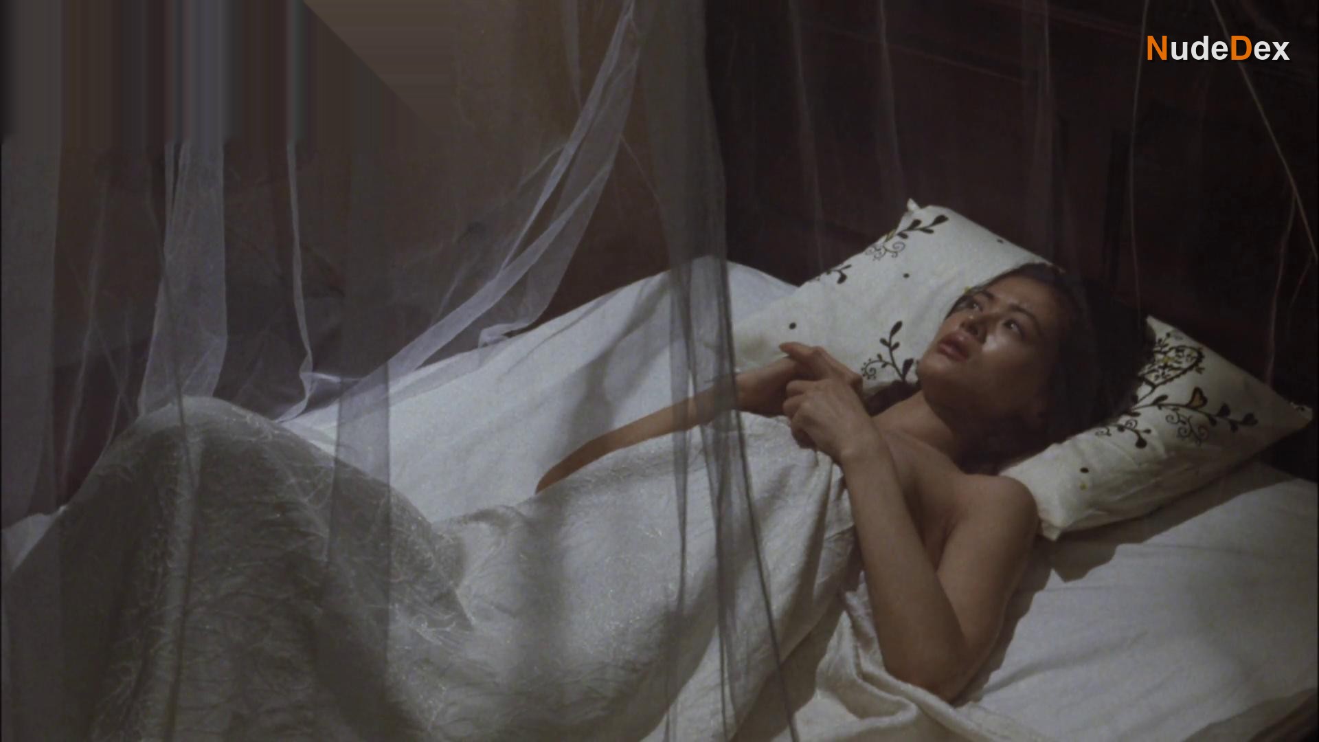 Tomoka Kurotani in Tannka, photo 21