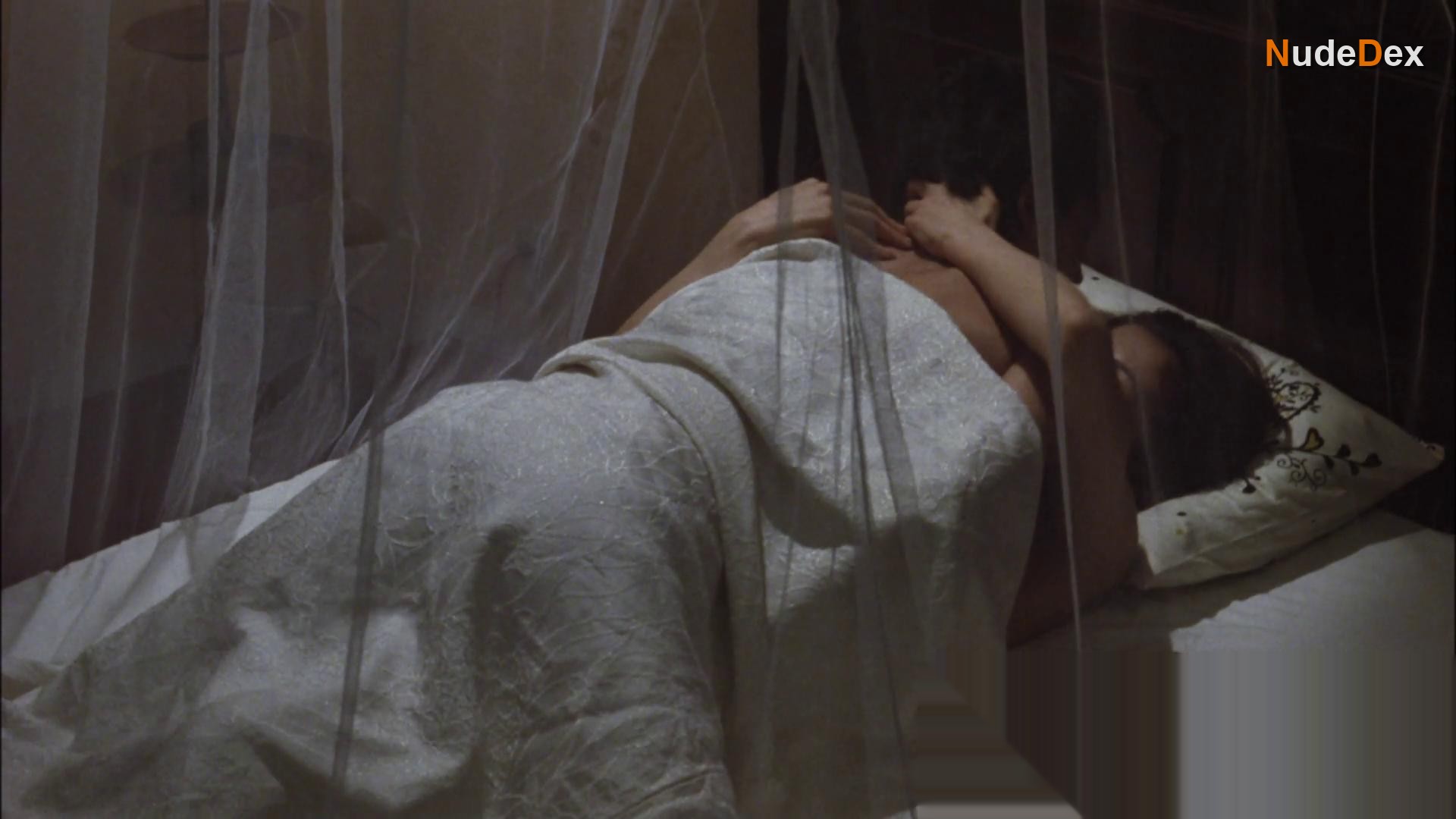Tomoka Kurotani in Tannka, photo 27