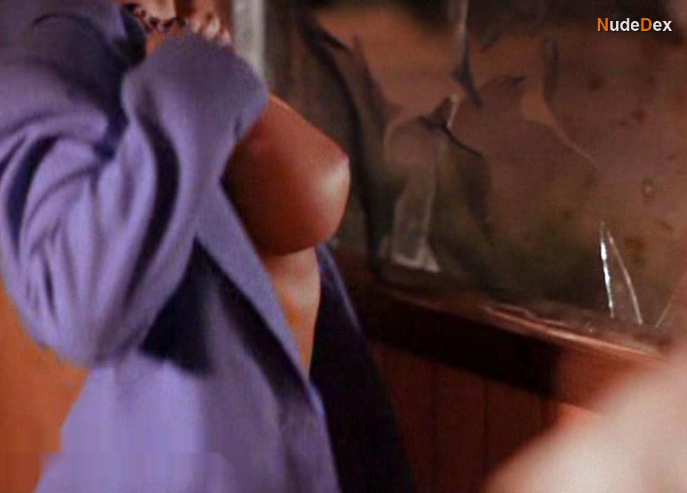 Tonie Perensky in The Return Of The Texas Chainsaw Massacre, photo 3