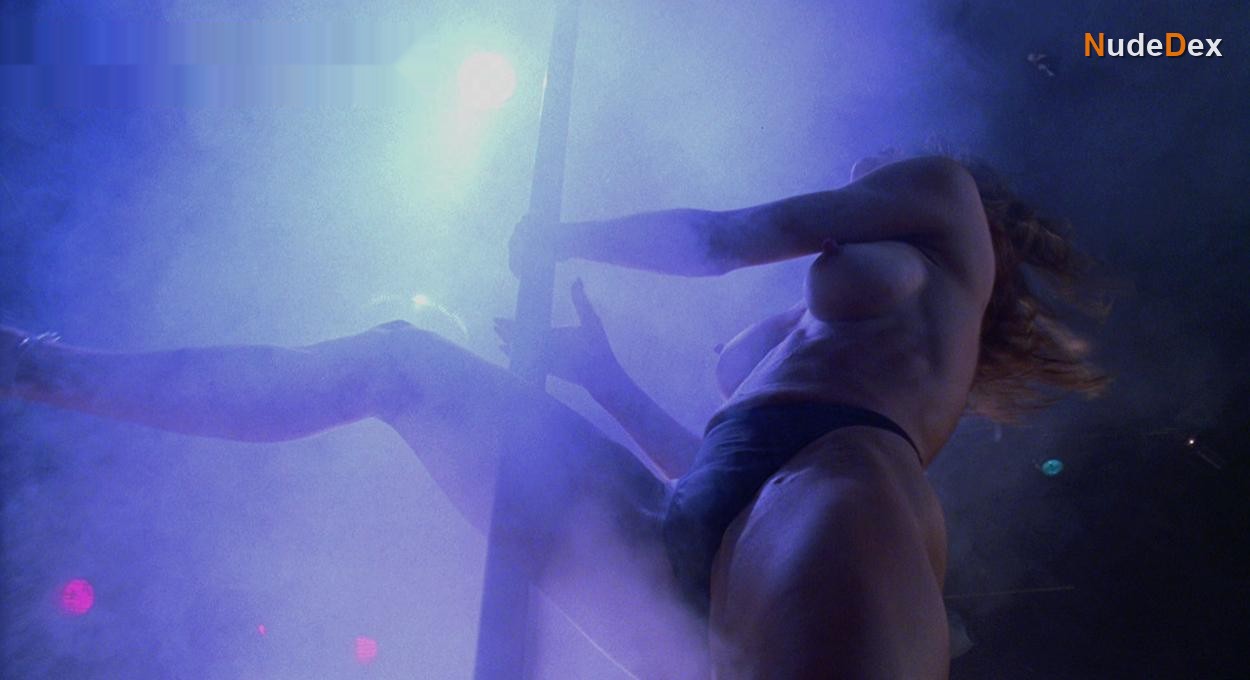 Tonie Perensky in Varsity Blues, photo 8