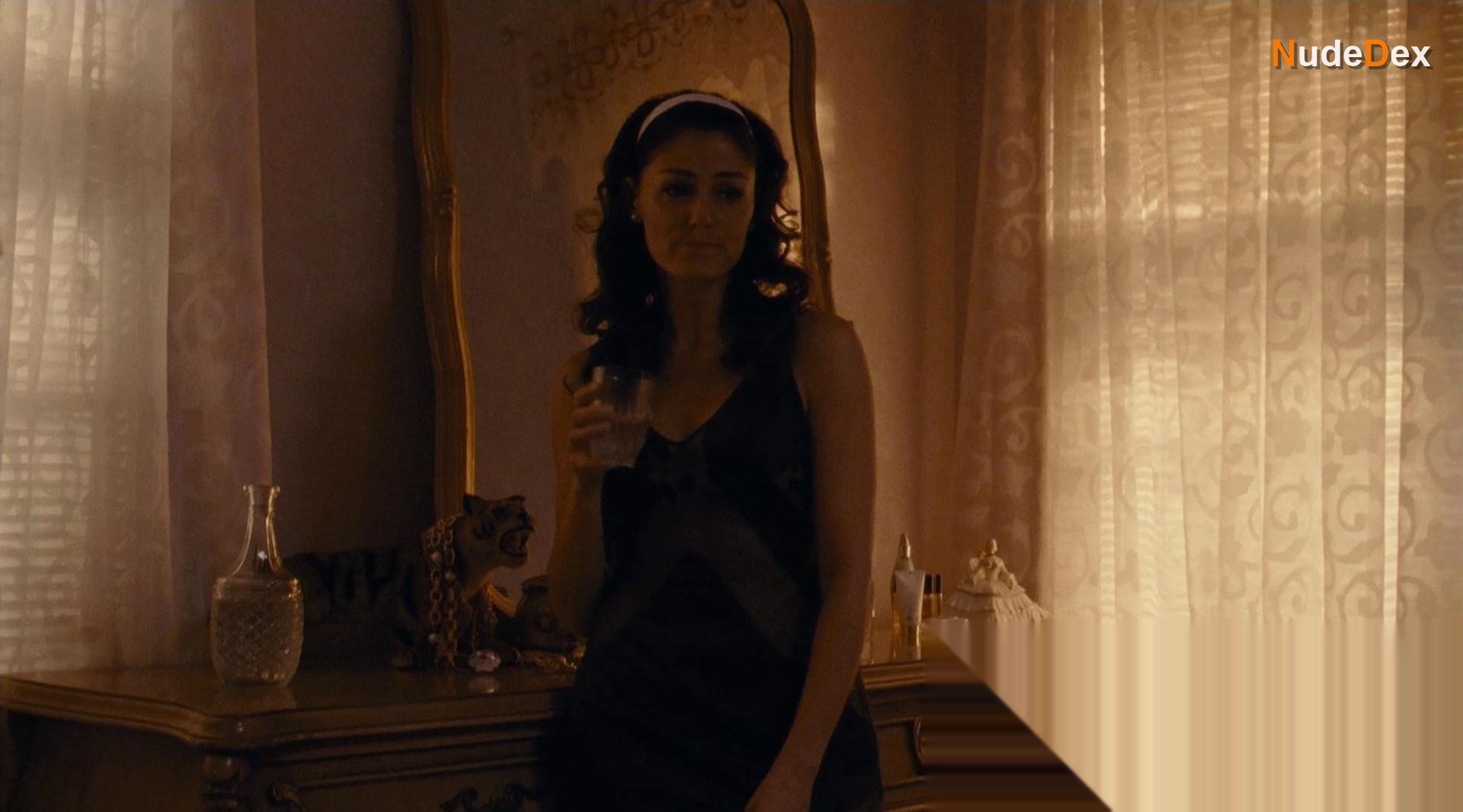 Toni Romano in Sweet Lorraine, photo 1