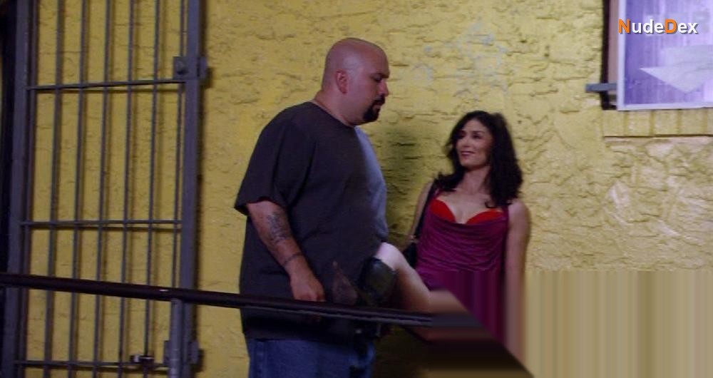 Toni Romano in The Nail The Story Of Joey Nardone, photo 2
