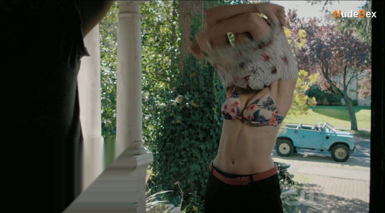 Tori Anderson in No Tomorrow, photo 2