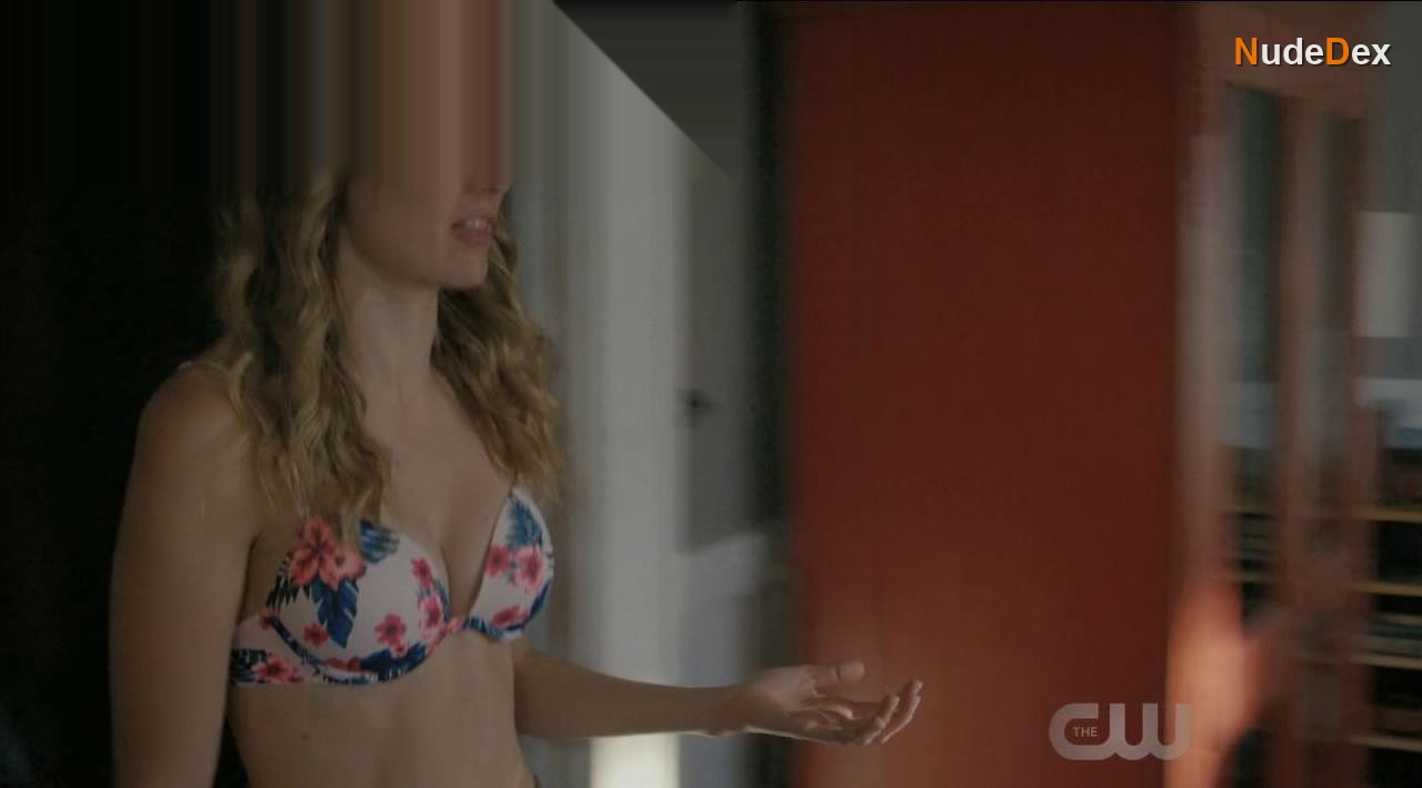 Tori Anderson in No Tomorrow, photo 6