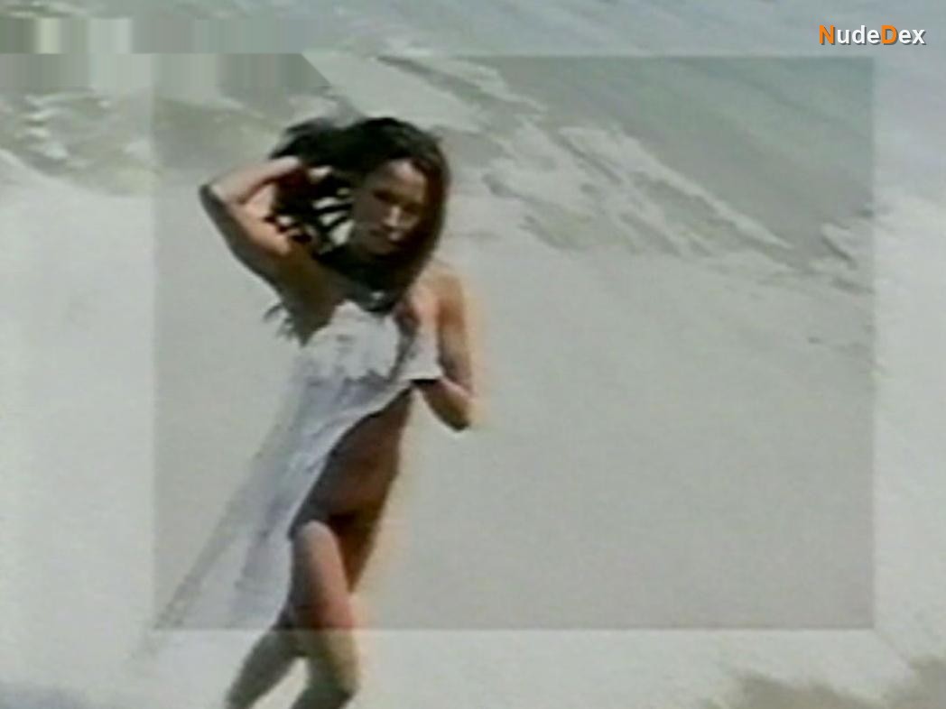Traci Bingham in Traci Bingham Exposed, photo 3