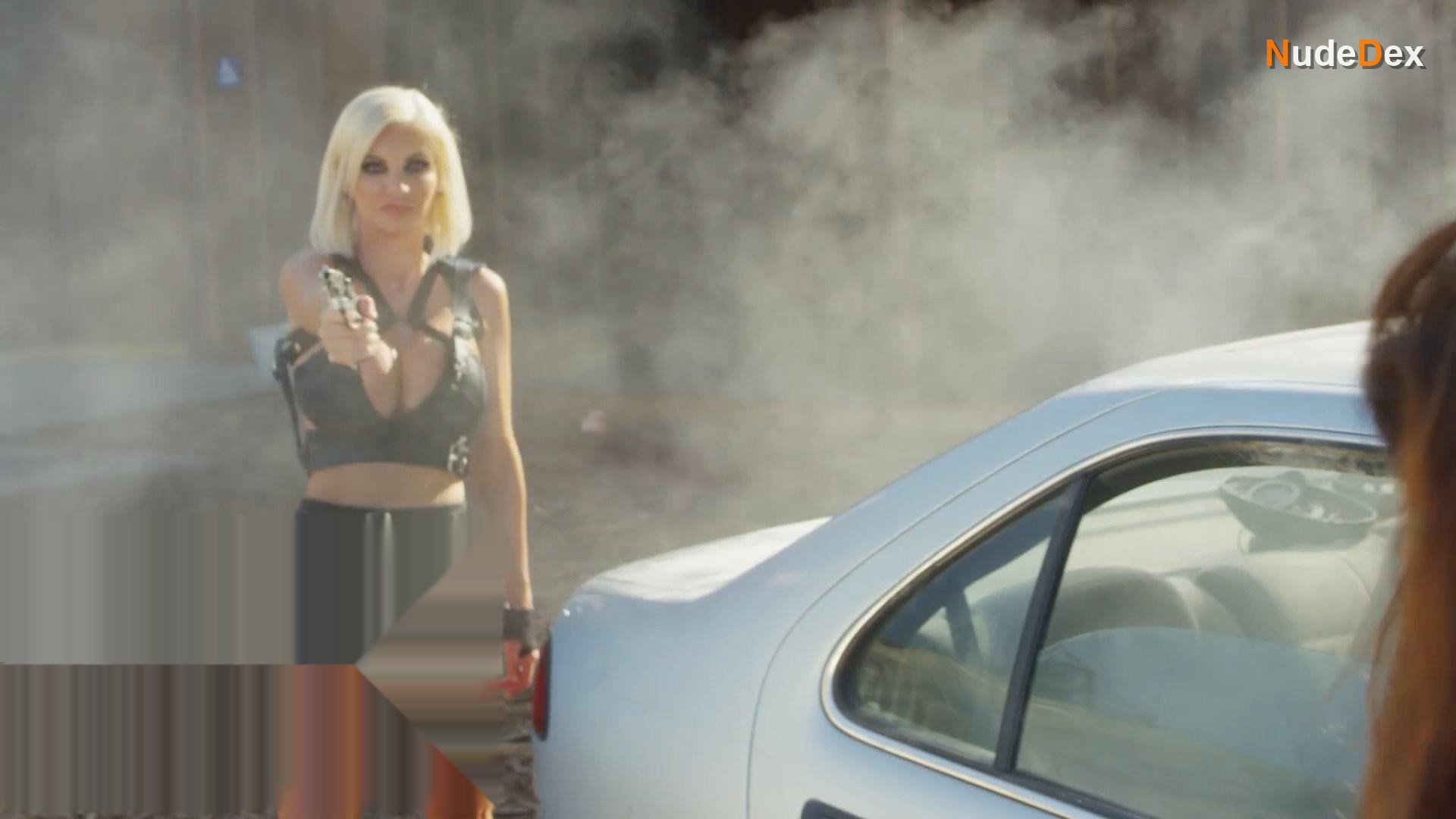Tracy Lear in Cold Blooded Killers, photo 7