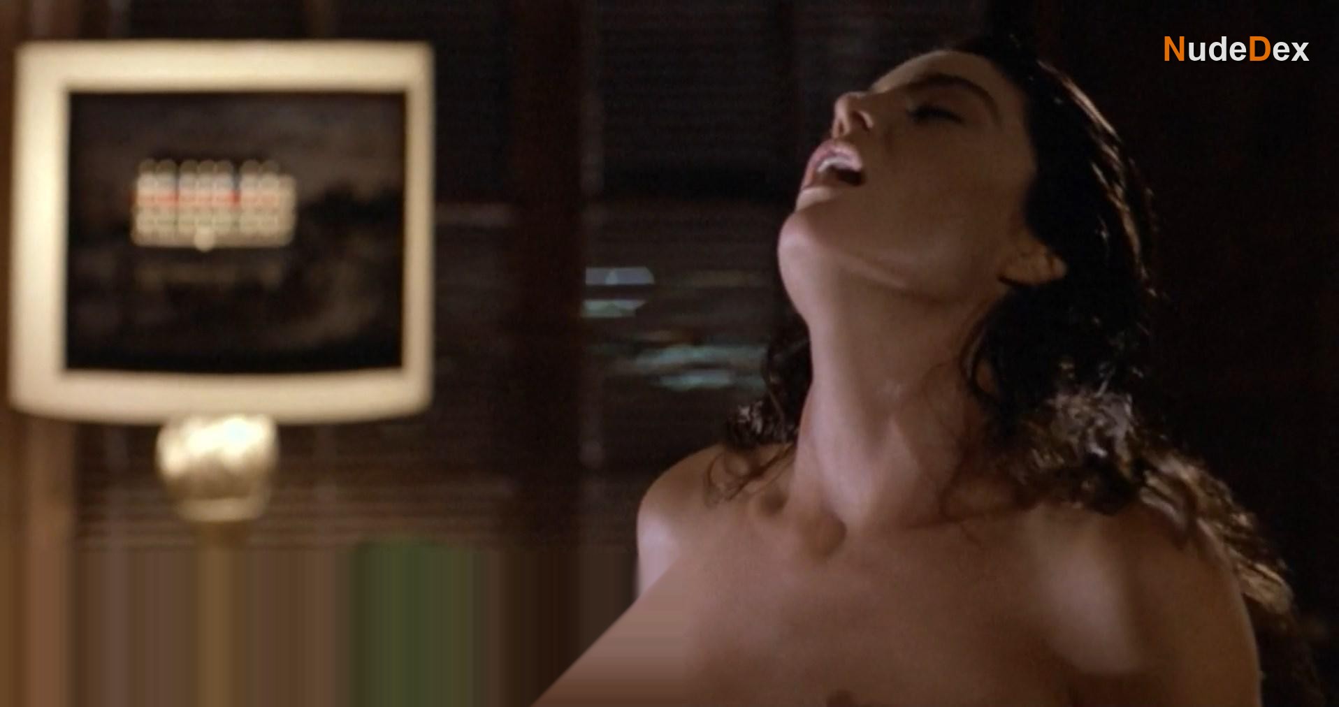 Tracy Scoggins in In Dangerous Company, photo 32