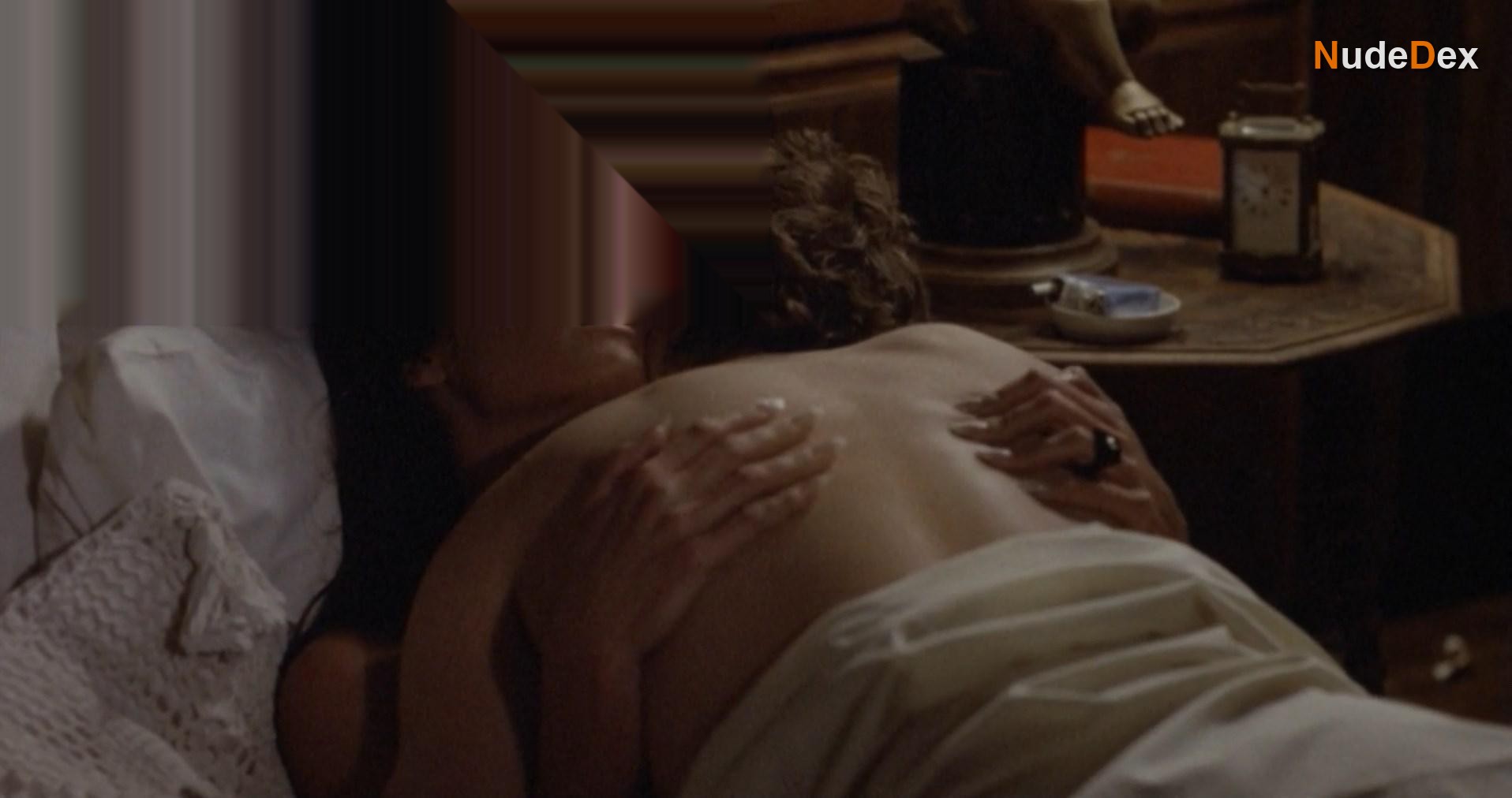 Tracy Scoggins in In Dangerous Company, photo 33