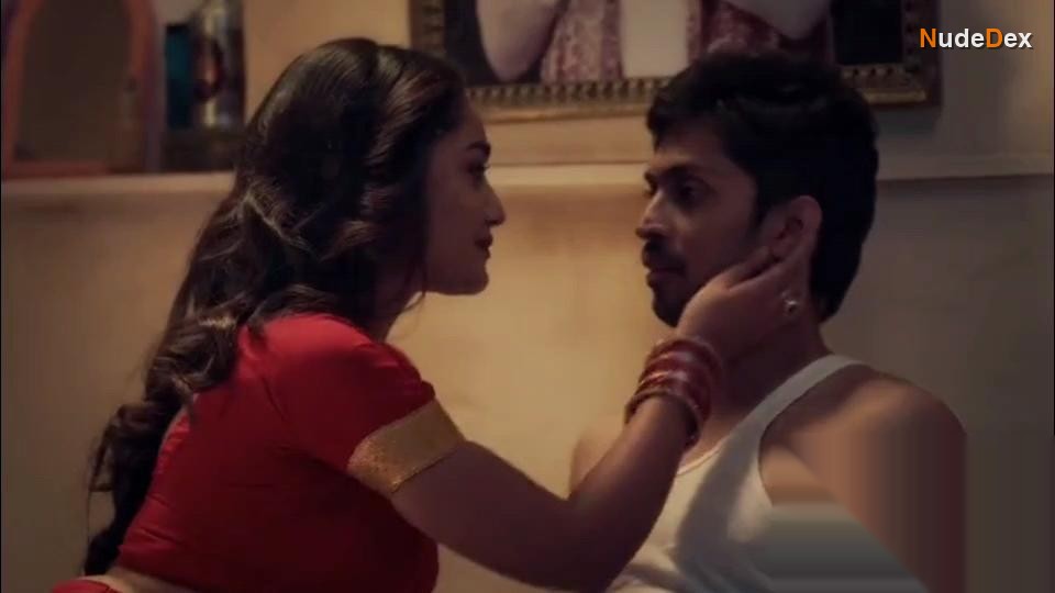 Tridha Choudhury in Aashram, photo 8