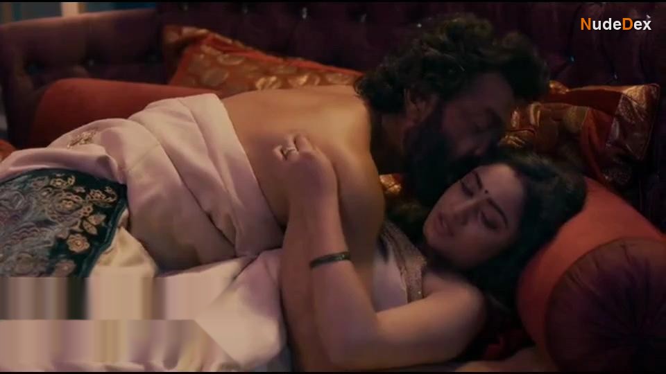 Tridha Choudhury in Aashram, photo 14