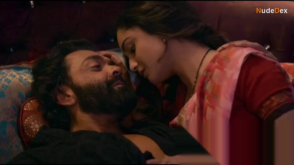 Tridha Choudhury in Aashram, photo 16