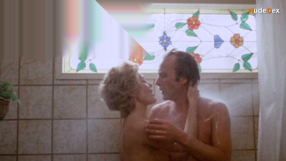 Tuesday Weld in Serial, photo 1