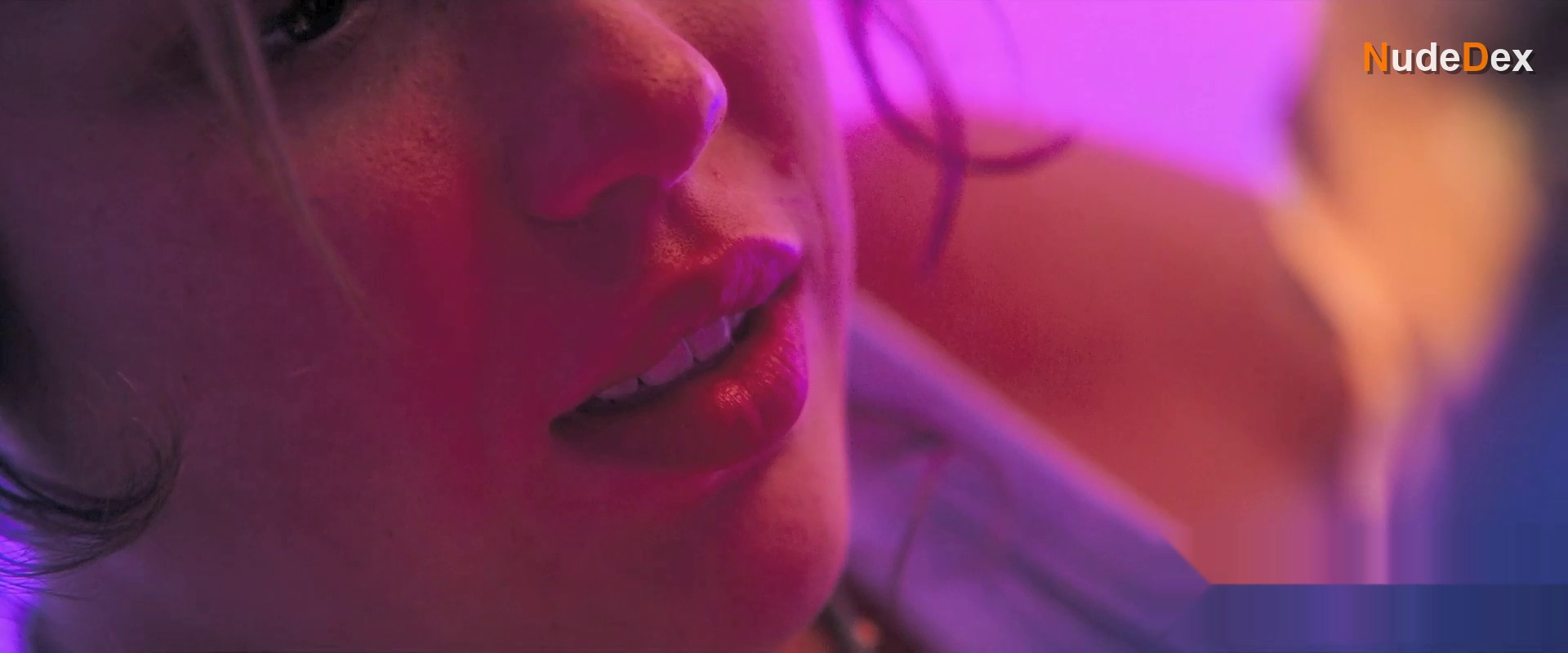Tya Deslauriers in Cash Queens, photo 7