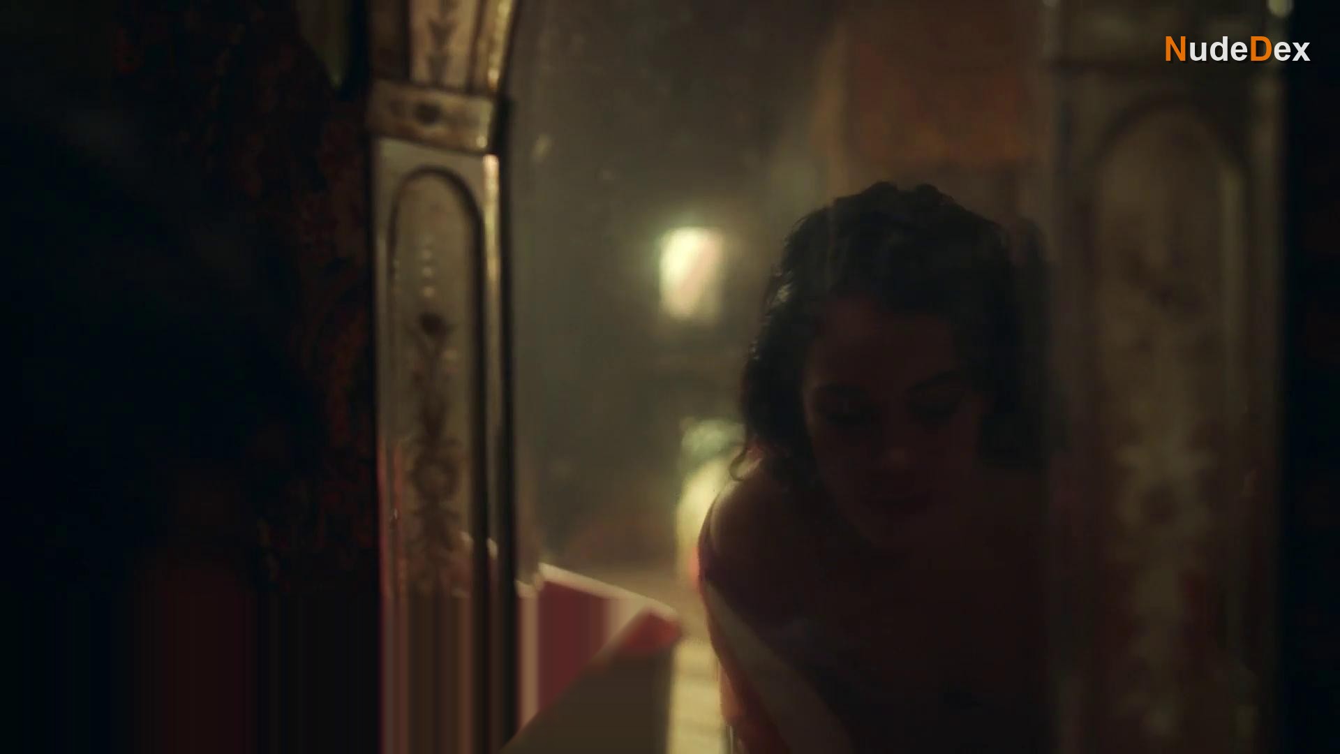 Umi Myers in Dope Girls, photo 11