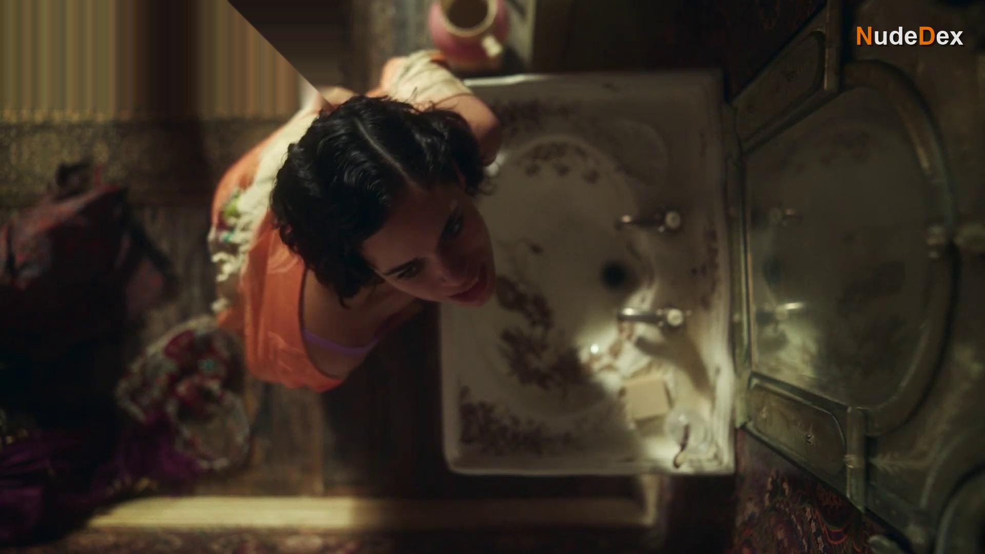 Umi Myers in Dope Girls, photo 21