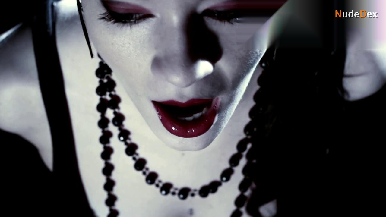 Accessory - Shout It Out in Accessory Shout It Out, photo 3