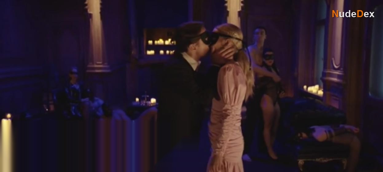 Happy End?! in Happy End, photo 3