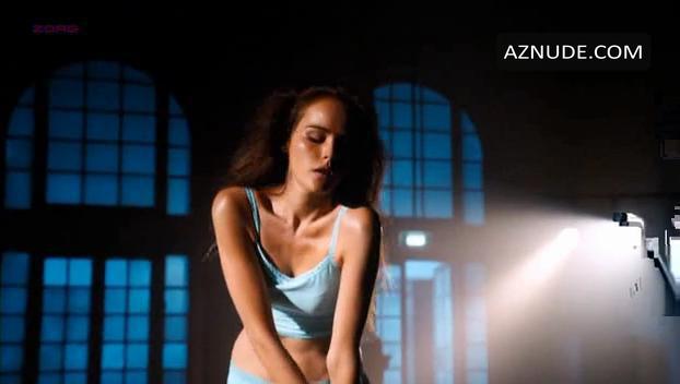 A Heartbeat Away in Unsorted, photo 2