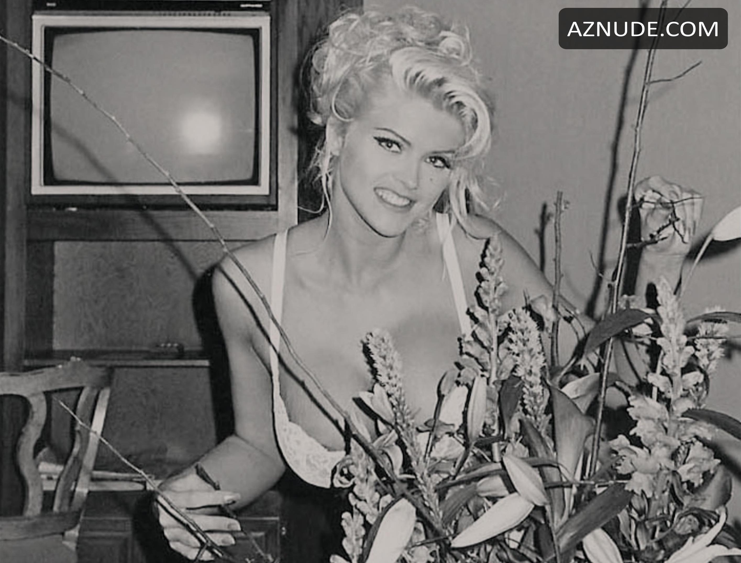 Anna Nicole Smith: You Don't Know Me in Unsorted, photo 9