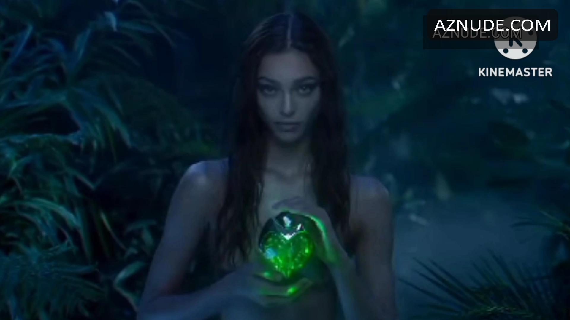 Aura Mugler in Unsorted, photo 3
