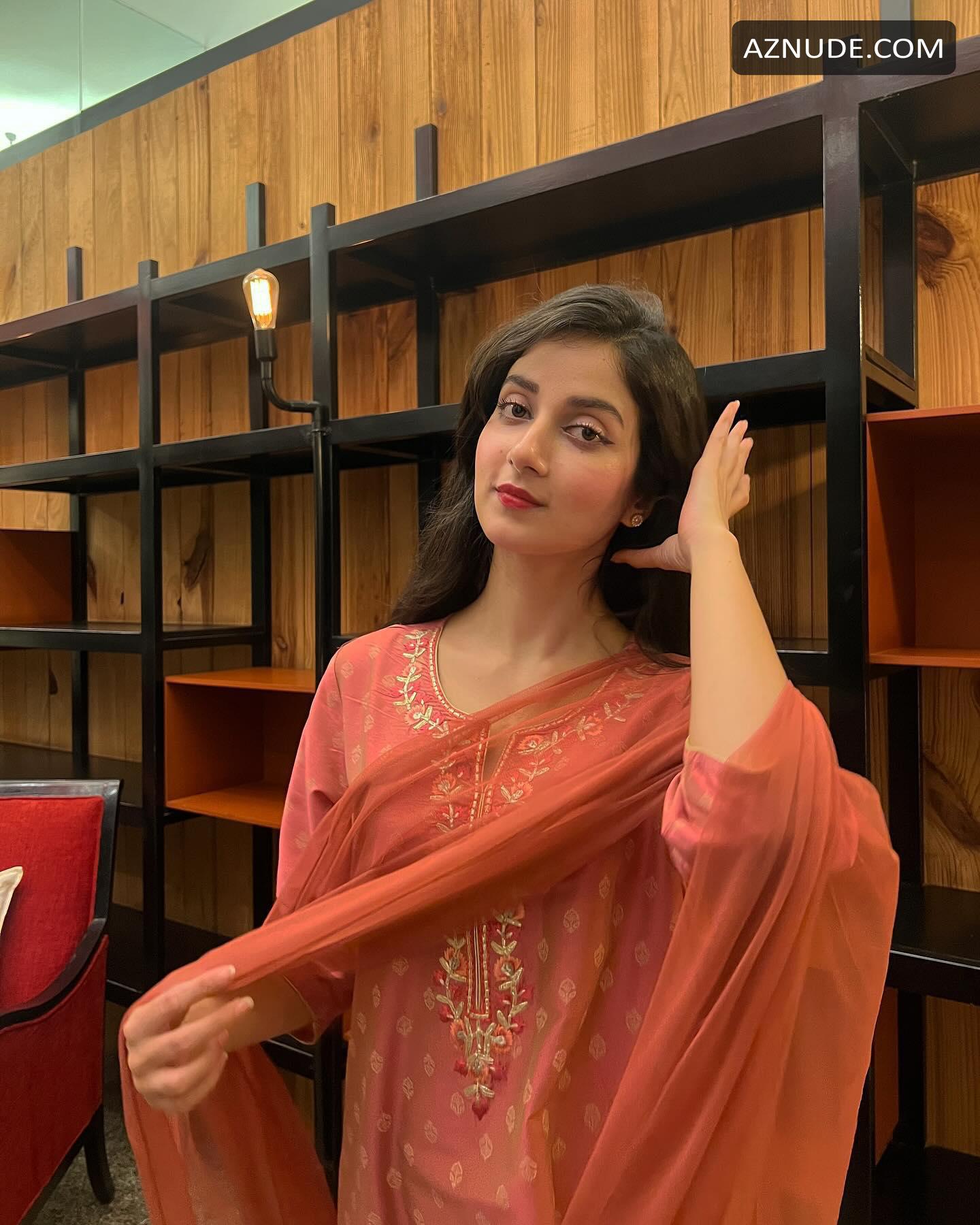 Badi Heroine Banti Hai in Unsorted, photo 11
