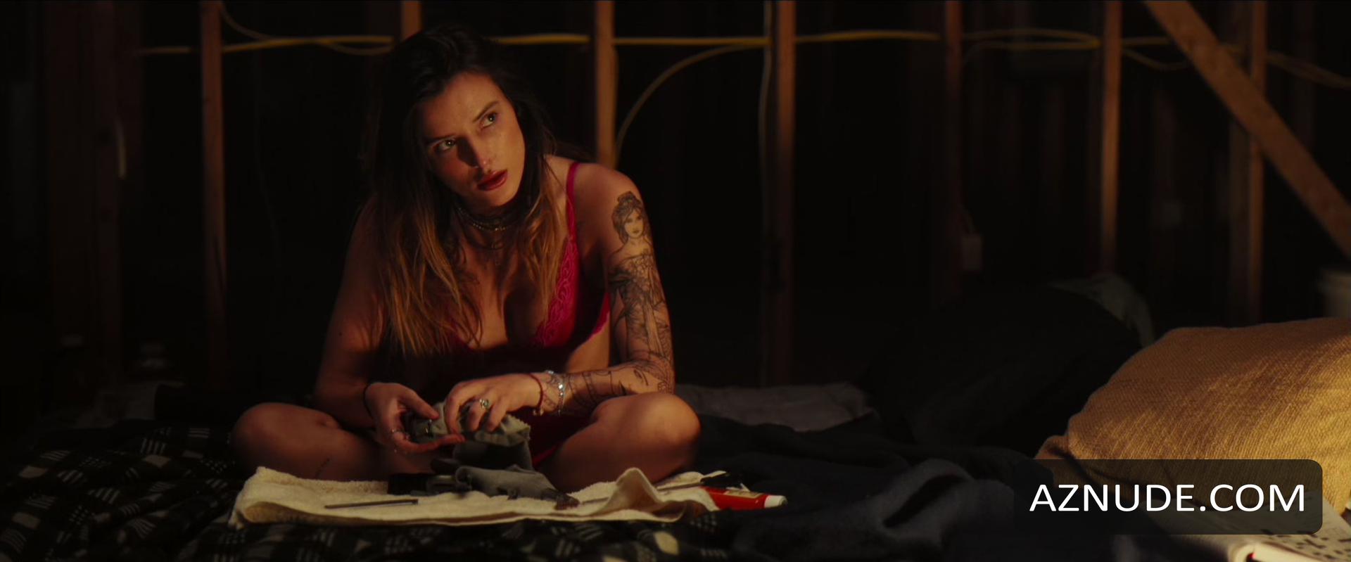 Bella Thorne in Infamous, photo 3