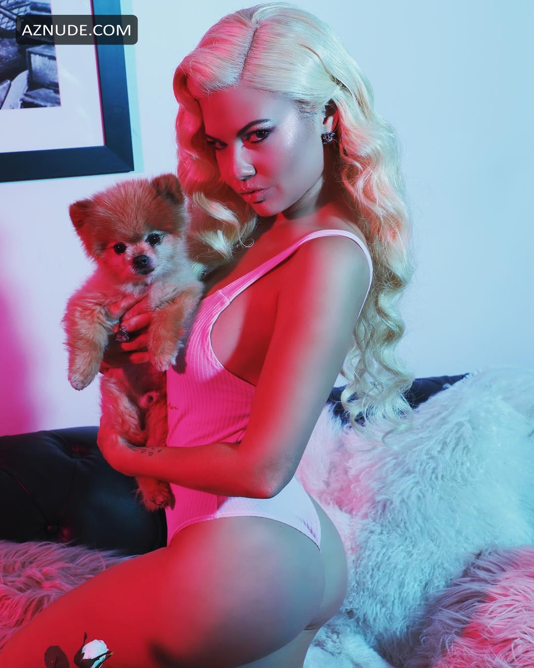 Chanel West Coast in Chanel West Coast Sexy Wearing A Pink Bodysuit, photo 2
