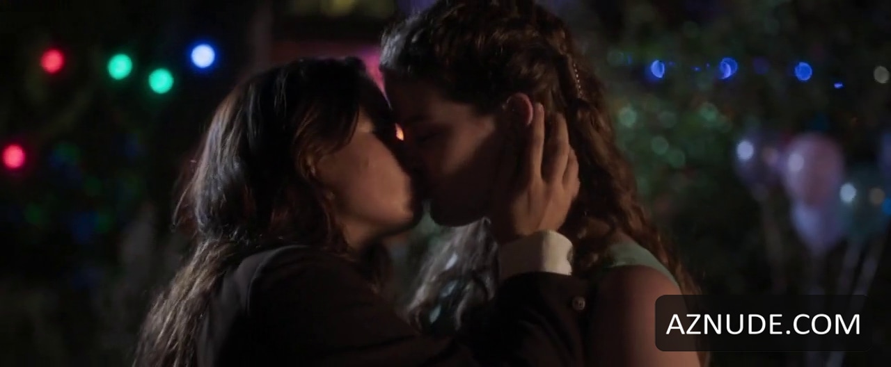 Ellie And Abbie (and Ellie's Dead Aunt) in Unsorted, photo 5