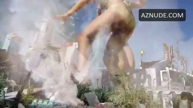 Giantess Attack in Unsorted, photo 3