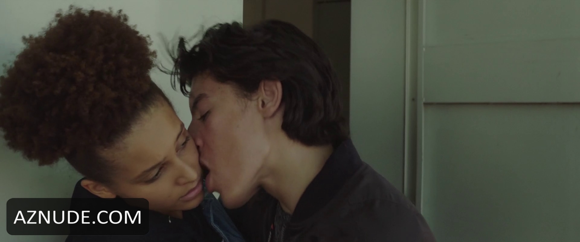 How To Make Out in Unsorted, photo 31