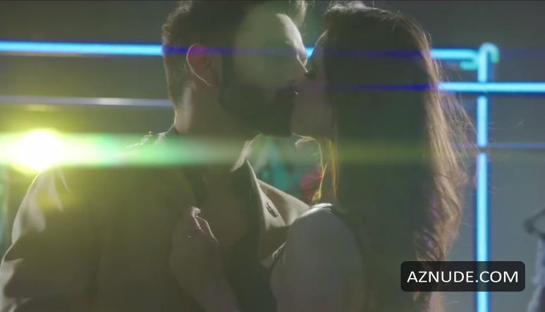 I Don't Luv U in Unsorted, photo 20
