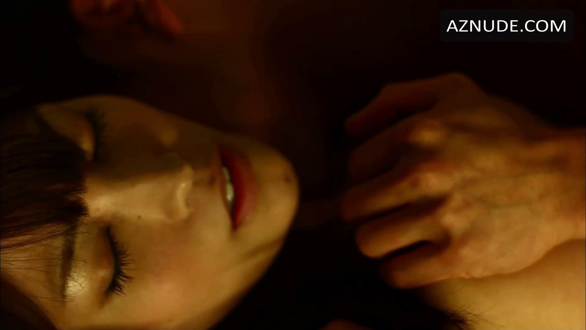 Incident - Women Caught In A Trap in Unsorted, photo 2