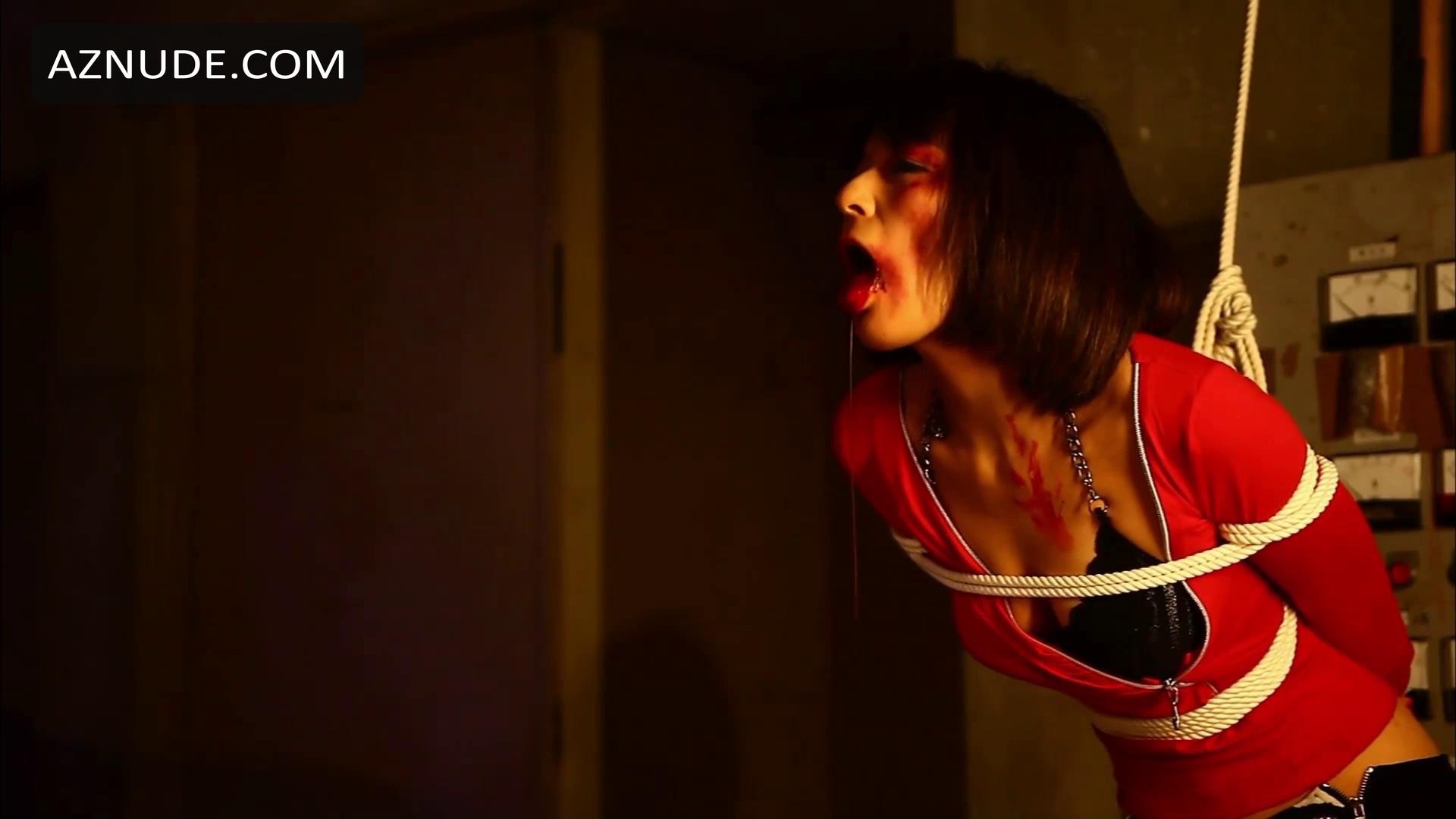 Incident - Women Caught In A Trap in Unsorted, photo 3