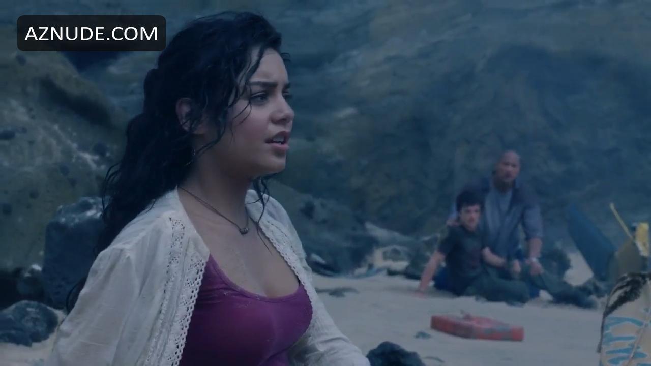 Journey 2: The Mysterious Island in Unsorted, photo 5