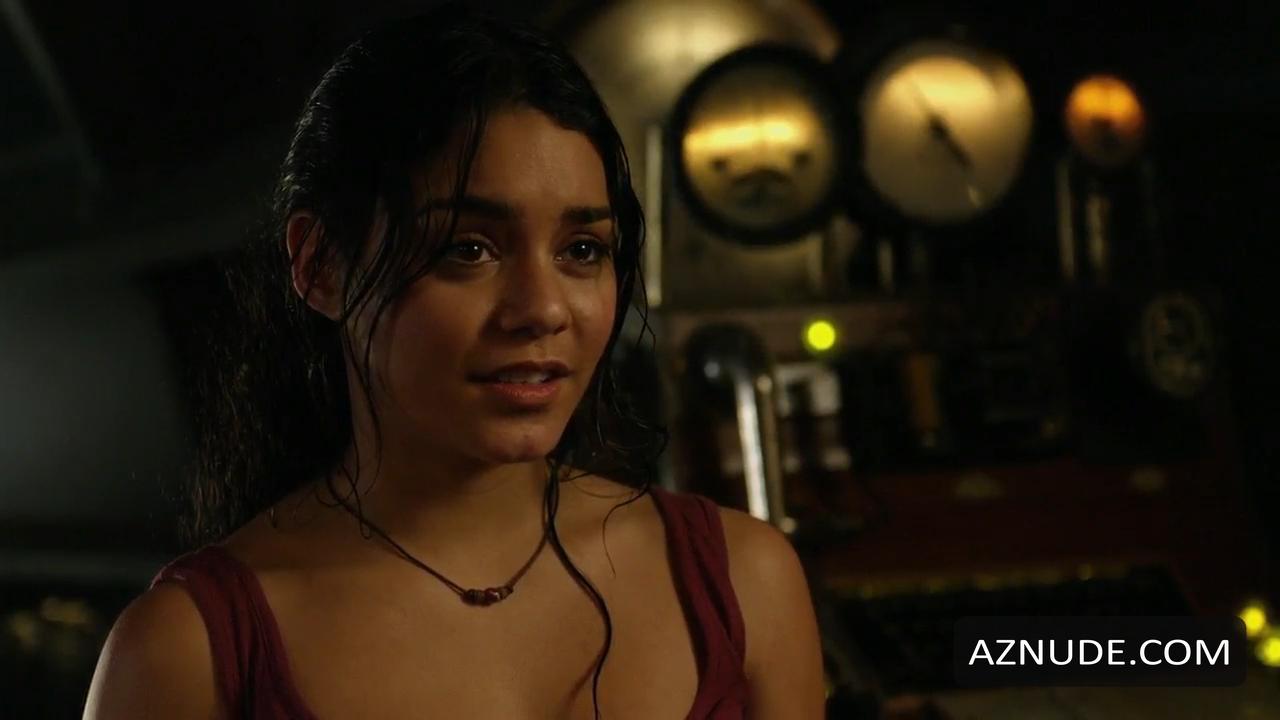 Journey 2: The Mysterious Island in Unsorted, photo 48