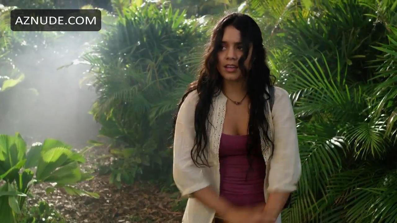 Journey 2: The Mysterious Island in Unsorted, photo 50
