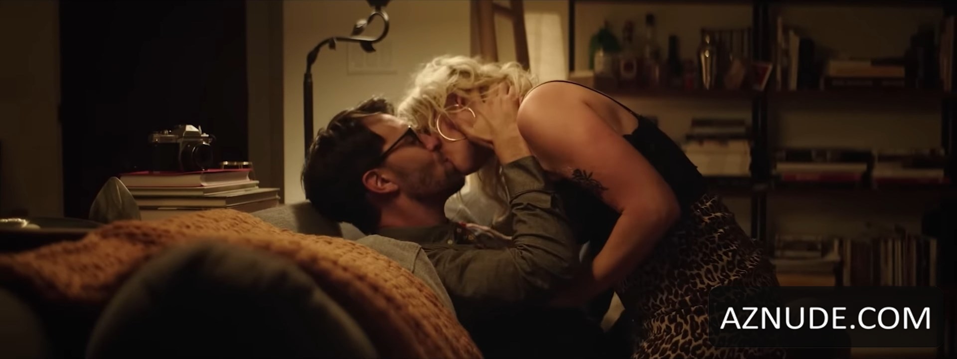 Just Lie To Me in Unsorted, photo 5