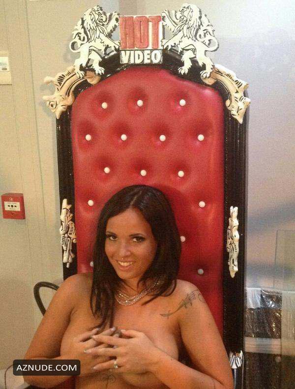 Kelly Helard Hot Video in Unsorted, photo 7