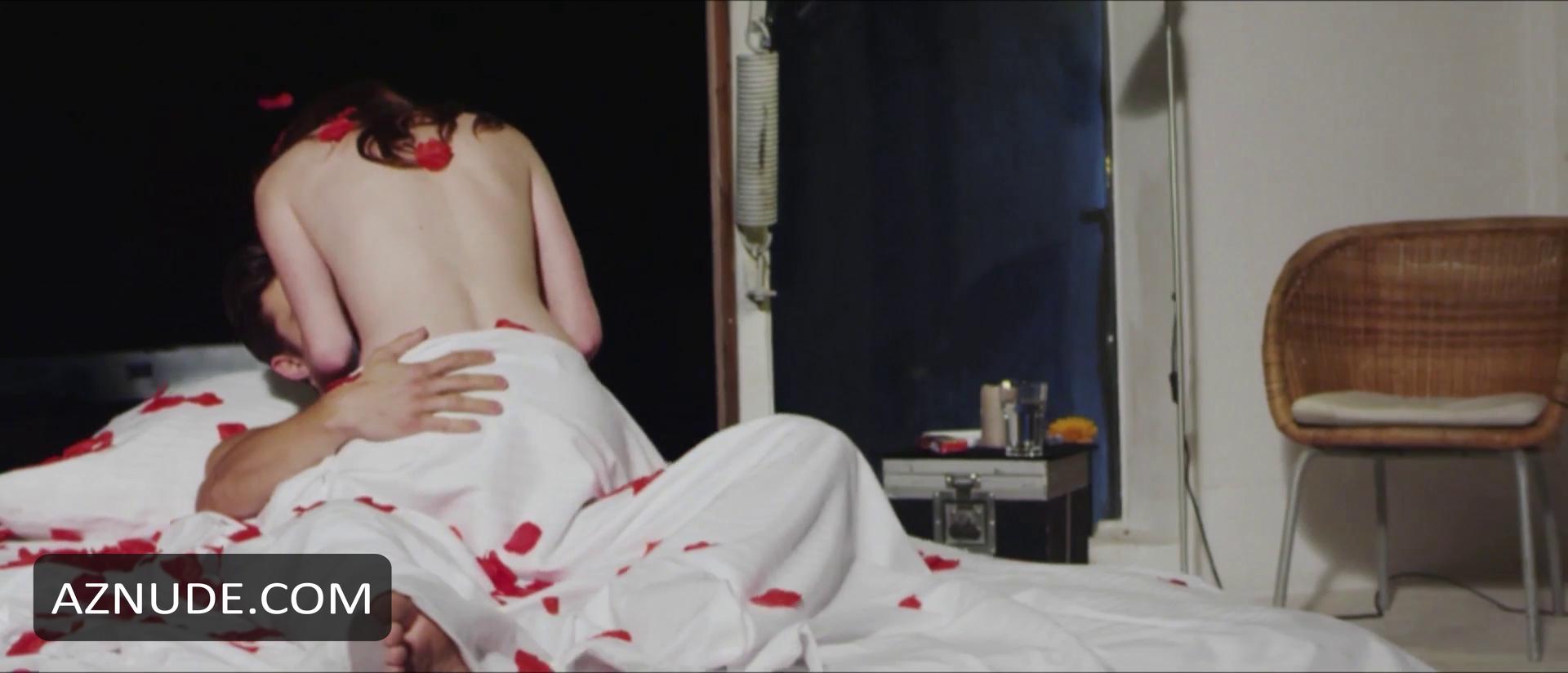 Lisa Lilly in Unsorted, photo 5