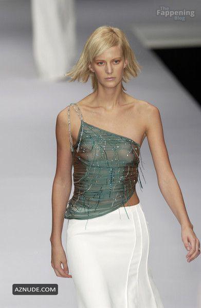 Malin Persson in Malin Persson Sexy And Nude Photos Collection, photo 3