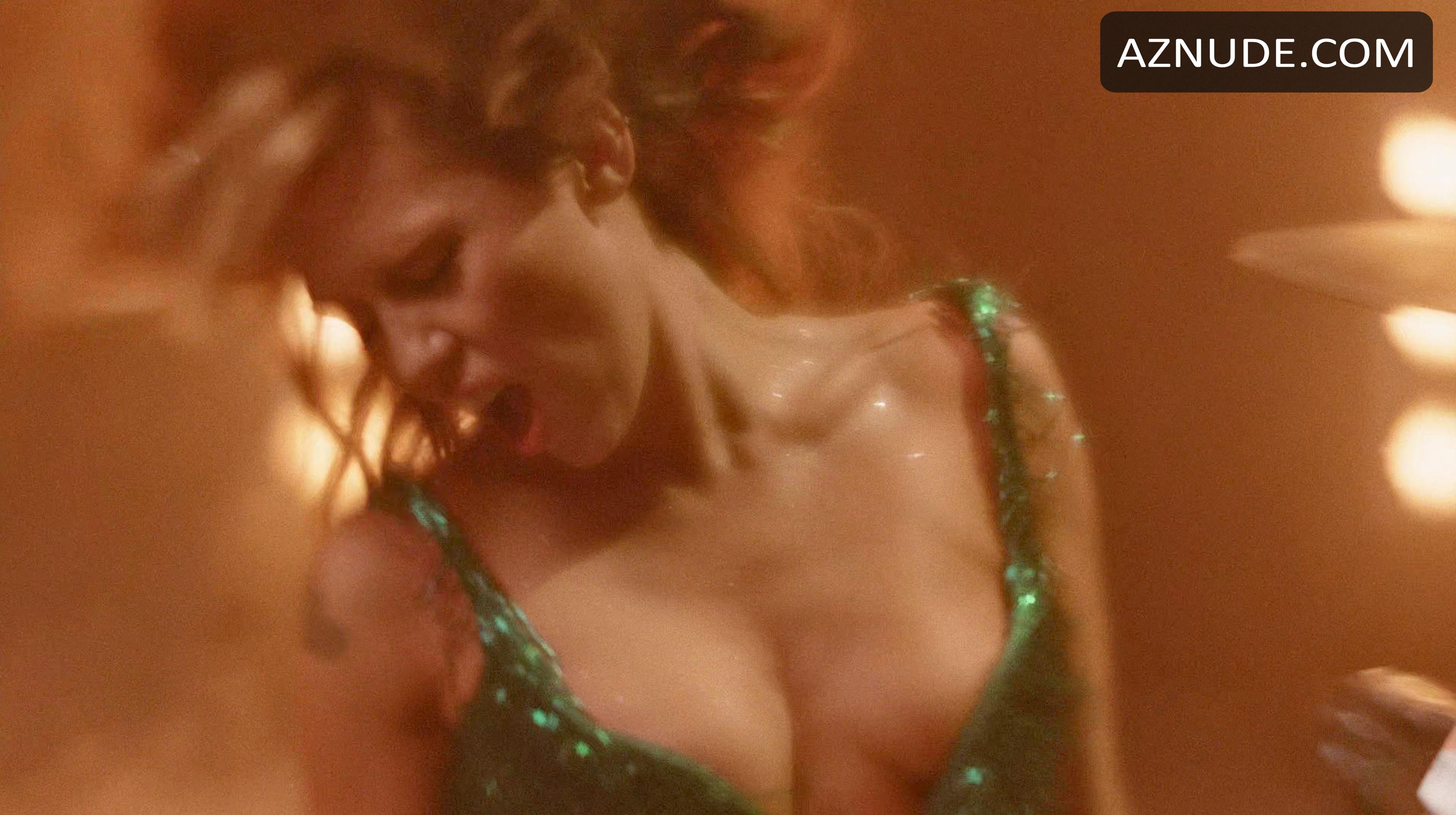 Miley Cyrus: Something Beautiful in Unsorted, photo 11