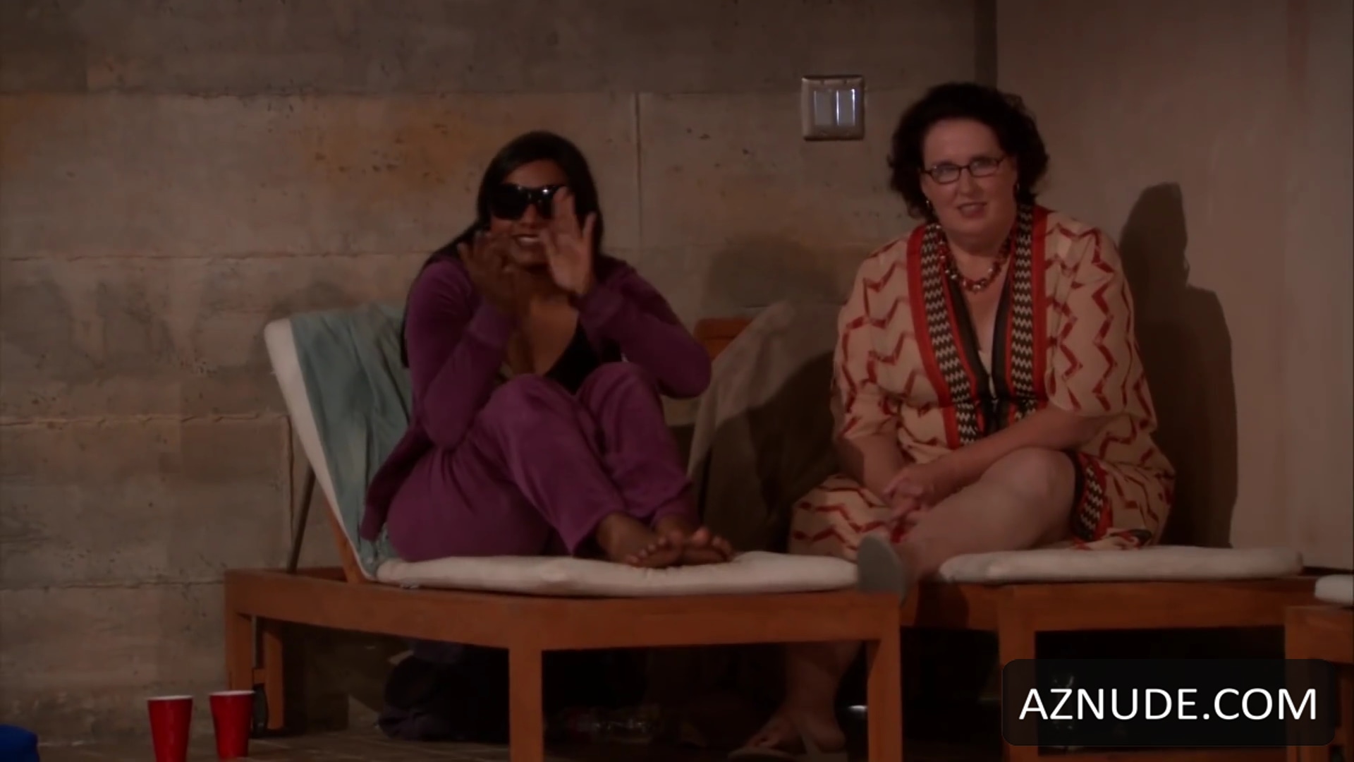 Mindy Kaling in The Office, photo 1