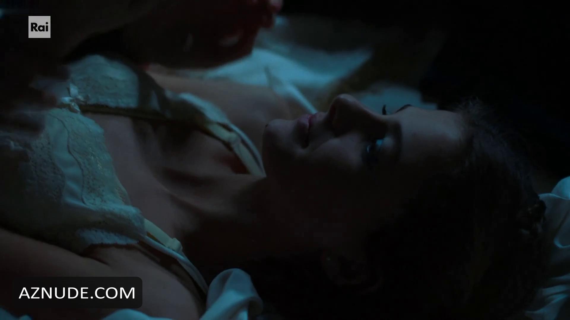 My Brilliant Friend in Unsorted, photo 6