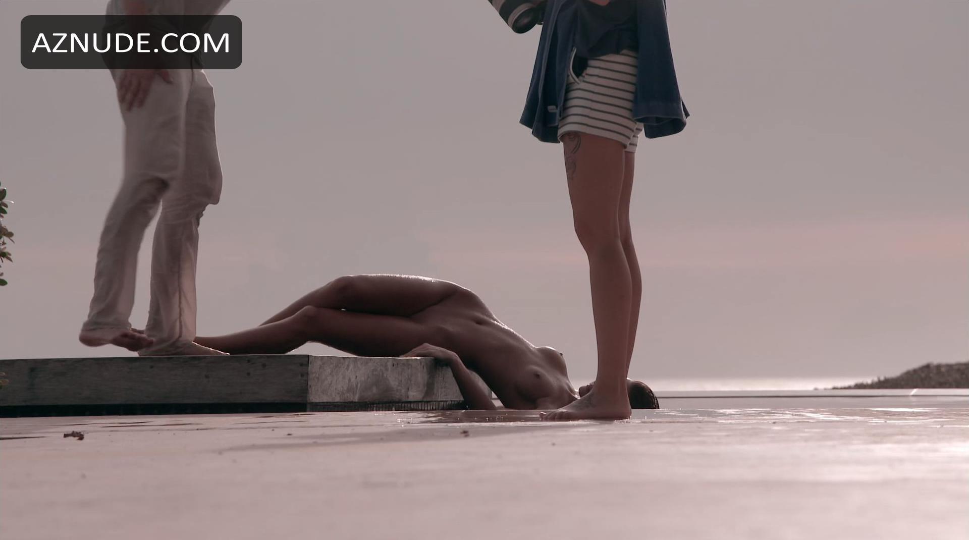 Nude in Nude, photo 4