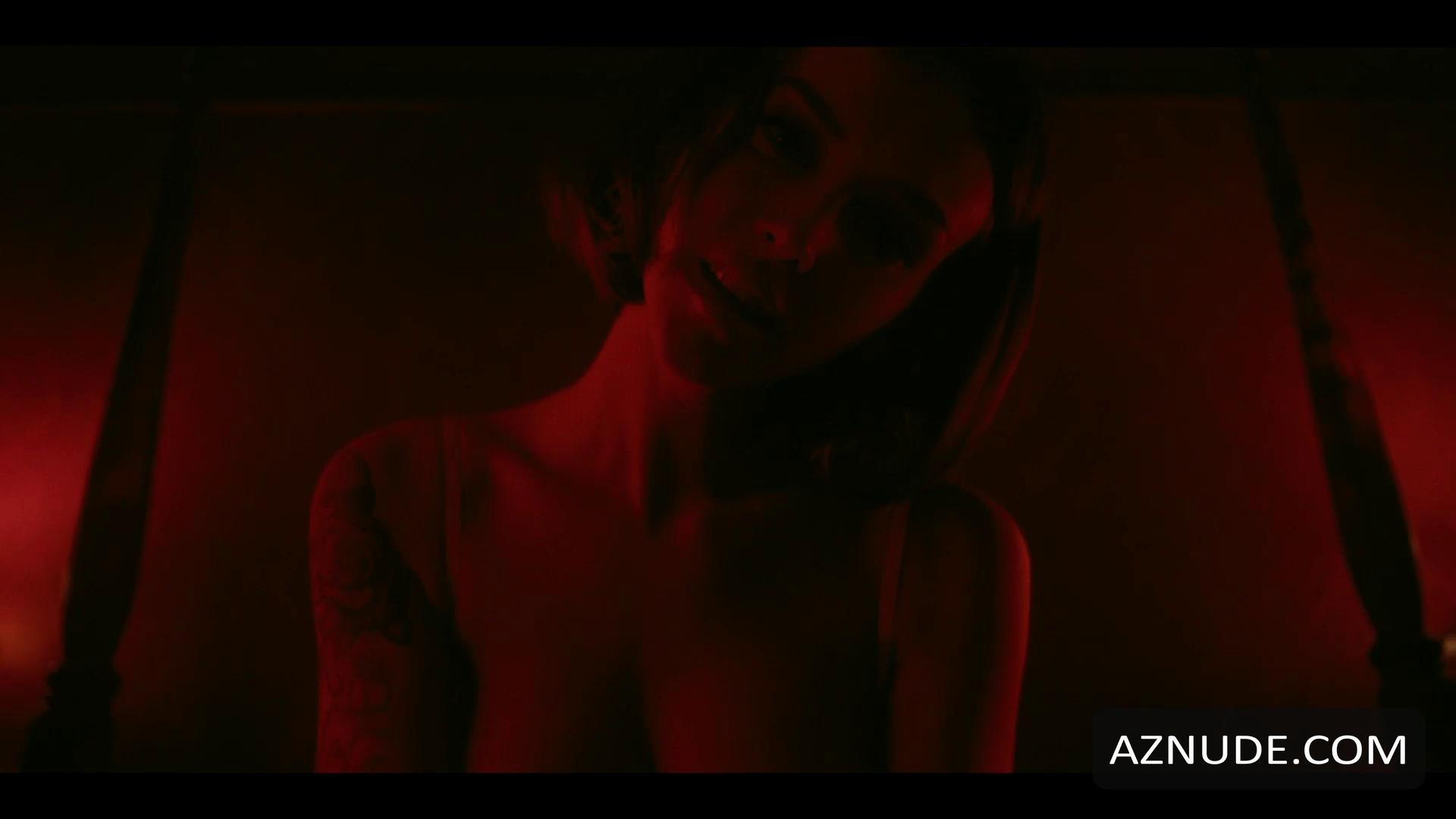 Rachel Cook in Succubus, photo 2