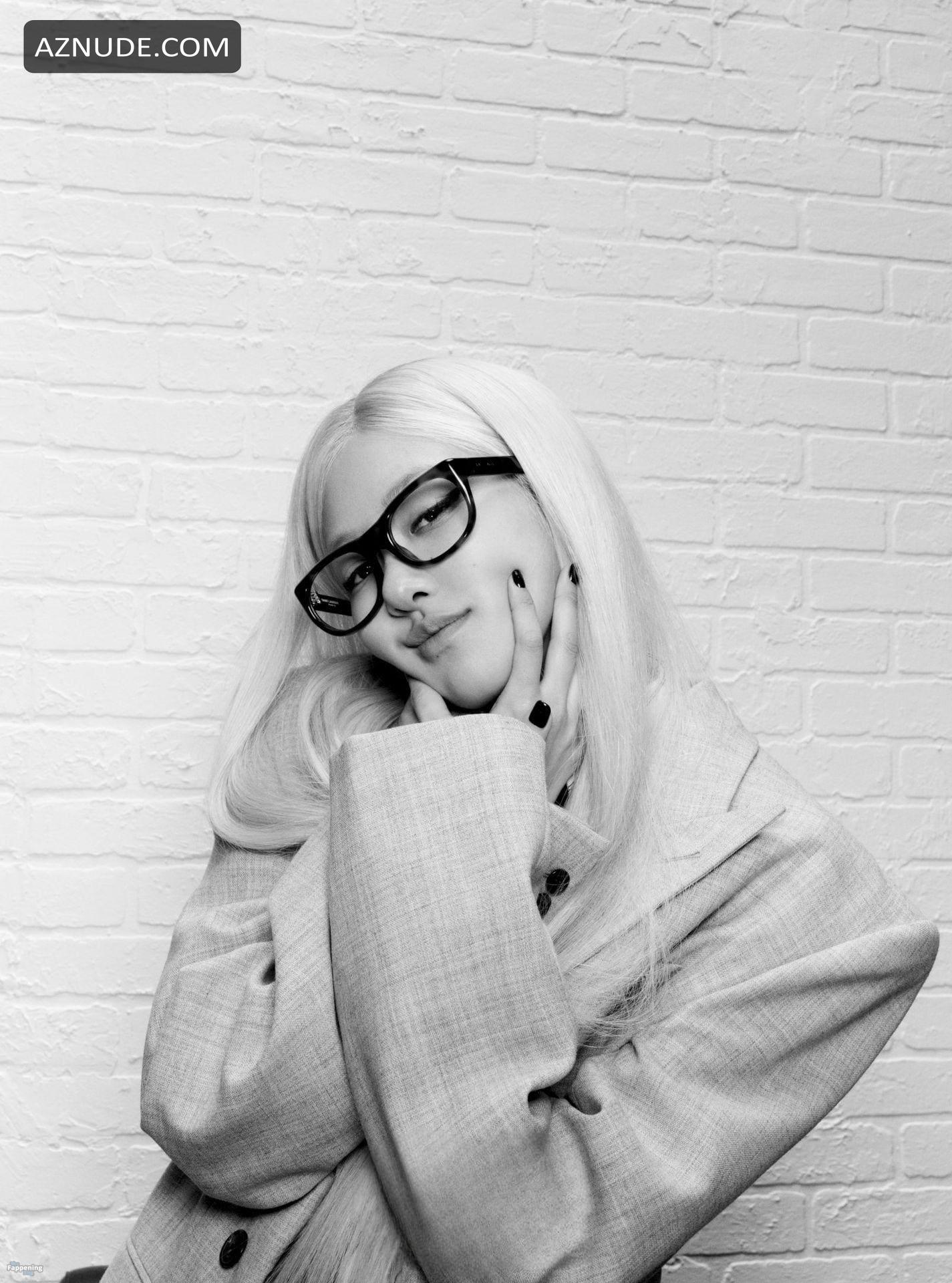 Rose in Rose Sexy And Provocative Gq Korea Magazine Photoshoot, photo 7
