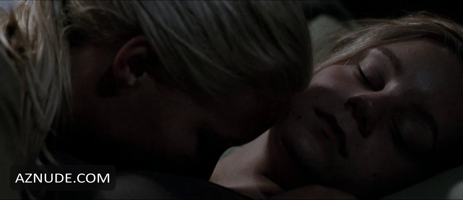 She Monkeys in Unsorted, photo 4