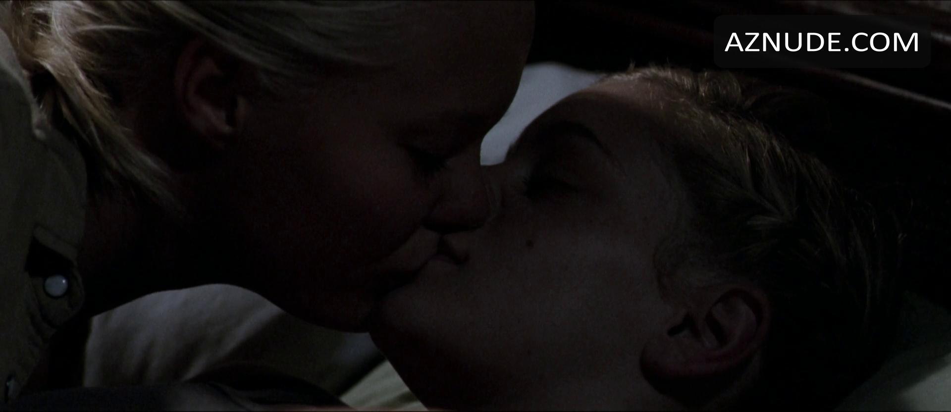 She Monkeys in Unsorted, photo 11